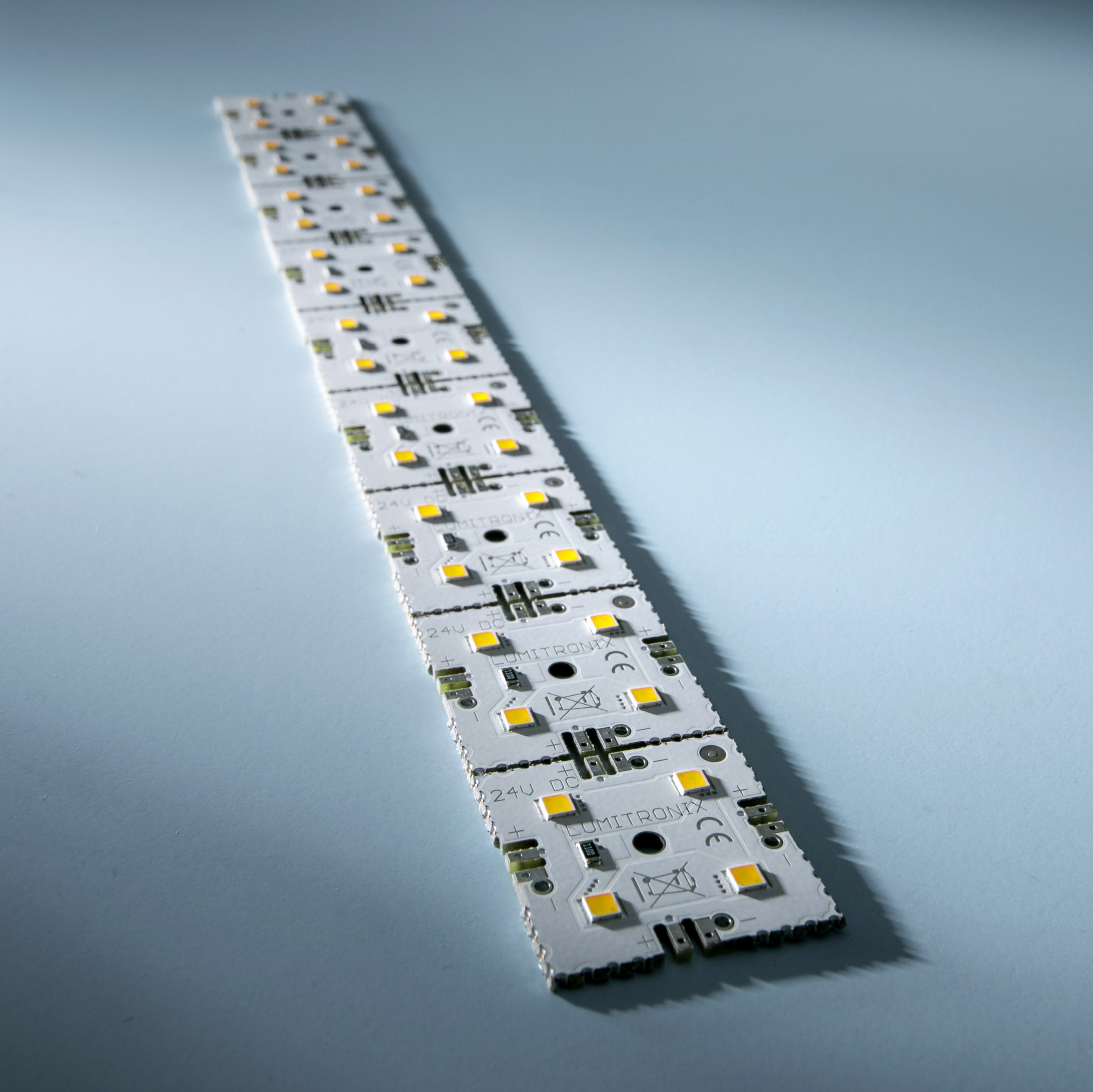 Módulo de retroiluminação LED Nichia Matrix Mini 9 segmentos (9x1) 36 LED 24V Branco 4000K 4.3W 680lm